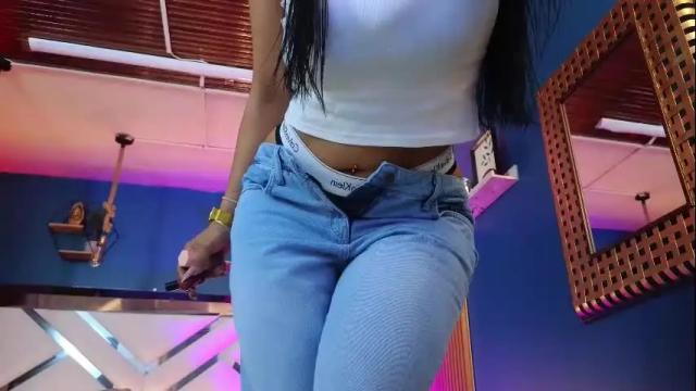 Image 2 of laady_brownn Stream on Chaturbate on 2 days ago