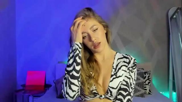 Image 2 of laangelsa Stream on Chaturbate on 2 months ago