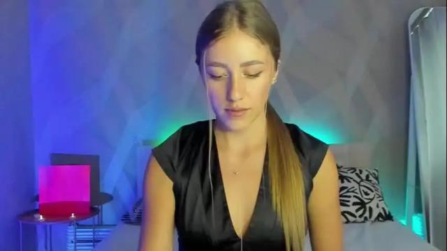 Image 7 of laangelsa Stream on Chaturbate on 7 days ago