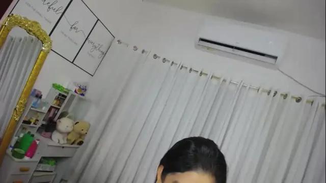 Image 12 of labonita_carla Stream on Chaturbate on 11 days ago