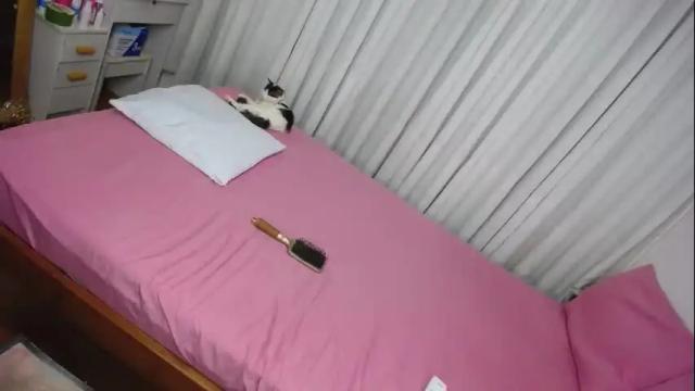 Image 2 of labonita_carla Stream on Chaturbate on 1 month ago