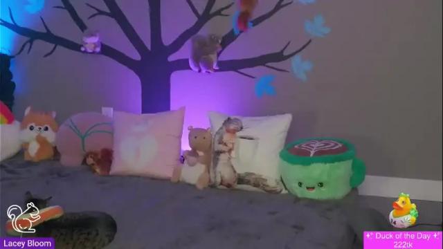 Image 4 of laceybloom Stream on Chaturbate on 1 month ago