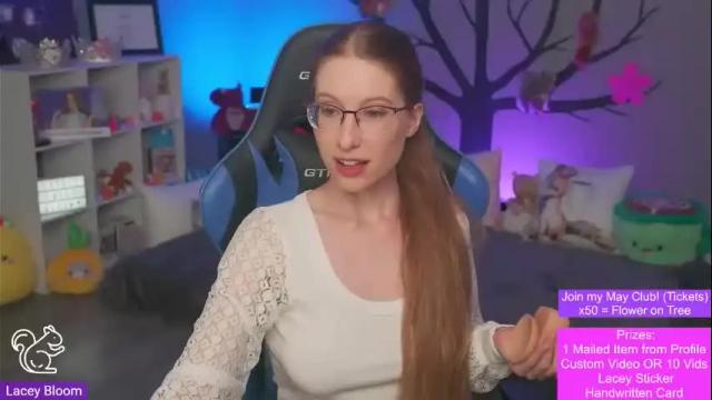 Image 10 of laceybloom Stream on Chaturbate on 22 days ago