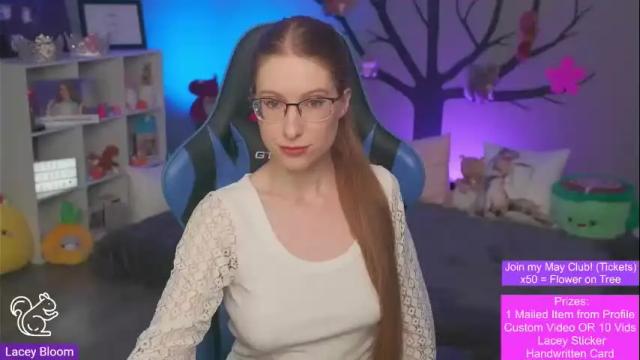 Image 6 of laceybloom Stream on Chaturbate on 22 days ago