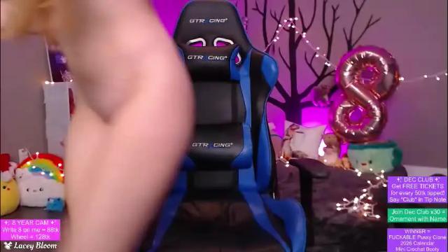 Image 8 of laceybloom Stream on Chaturbate on 13 days ago