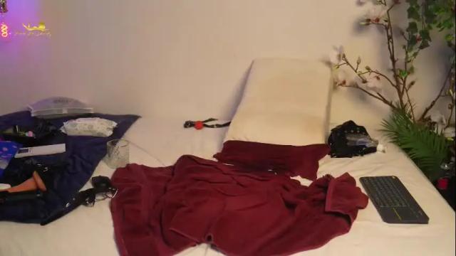 Image 3 of lacie_le_beauty Stream on Chaturbate on 1 month ago