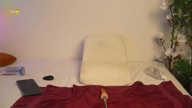 Image 2 of lacie_le_beauty Stream on Chaturbate on 6 days ago