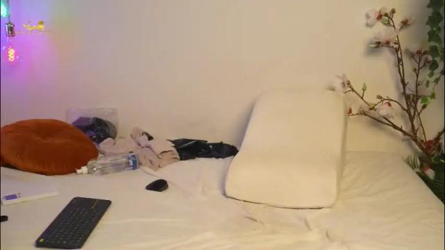 Image 7 of lacie_le_beauty Stream on Chaturbate on 2 months ago