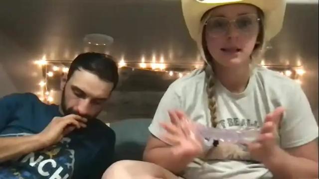 Image 6 of lacyabbott Stream on Chaturbate on 16 months ago