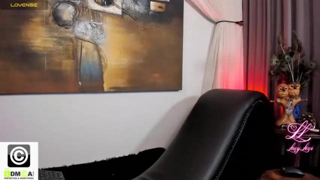 Image 12 of lacylexi Stream on Chaturbate on 16 months ago