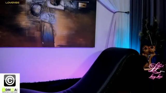 Image 12 of lacylexi Stream on Chaturbate on 16 months ago