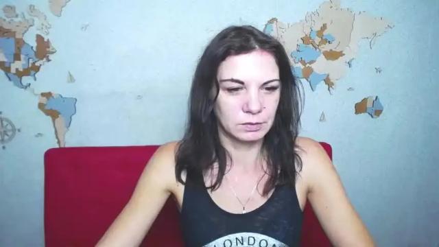 Image 2 of ladaspi Stream on Chaturbate on 19 months ago