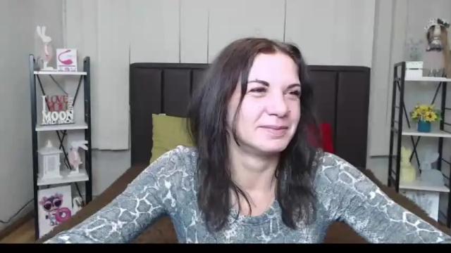 Image 10 of ladaspi Stream on Chaturbate on 19 months ago