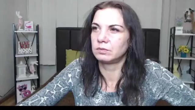 Image 7 of ladaspi Stream on Chaturbate on 19 months ago