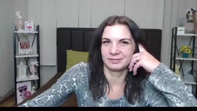 Image 8 of ladaspi Stream on Chaturbate on 19 months ago