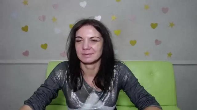 Image 6 of ladaspi Stream on Chaturbate on 19 months ago