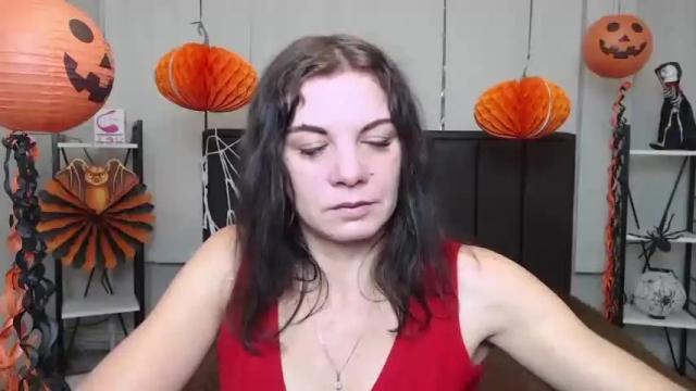 Image 3 of ladaspi Stream on Chaturbate on 18 months ago