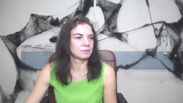 Image 4 of ladaspi Stream on Chaturbate on 18 months ago