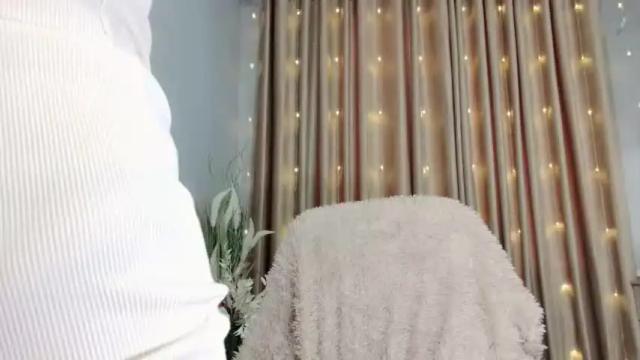 Image 2 of laddy_luckk Stream on Chaturbate on 14 months ago