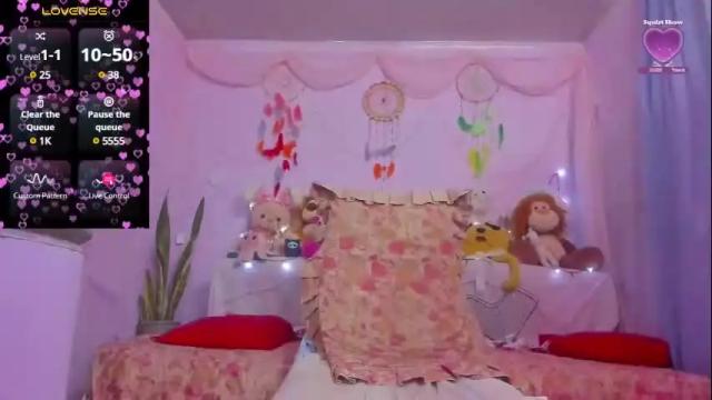 Image 4 of ladenandjuan Stream on Chaturbate on 11 days ago
