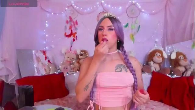 Image 7 of ladenandjuan Stream on Chaturbate on 3 days ago