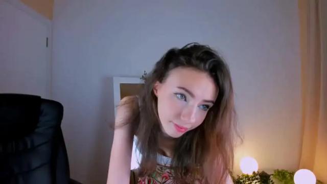 Image 3 of lady__mouse Stream on Chaturbate on 19 months ago