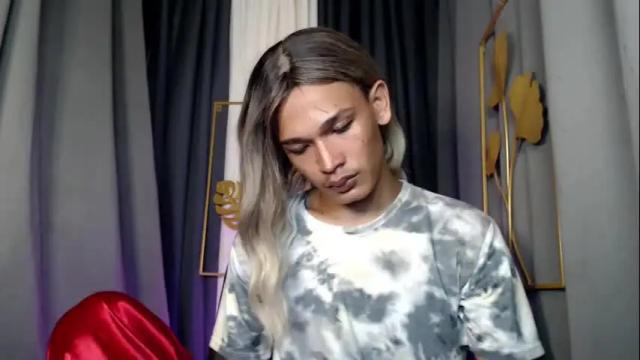 Image 6 of lady_cummerx Stream on Chaturbate on 8 months ago