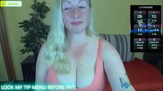 Image 6 of lady_melismilf Stream on Chaturbate on 8 months ago