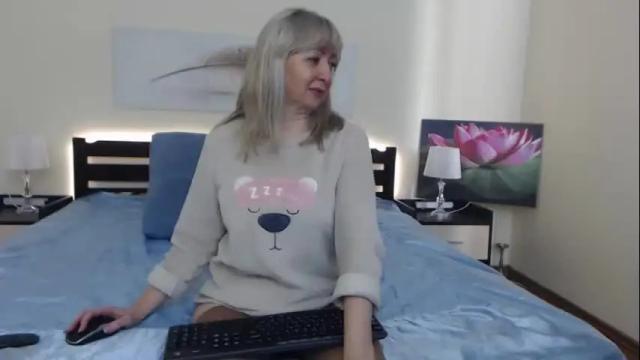 Image 8 of lady_milf_hot Stream on Chaturbate on 23 days ago