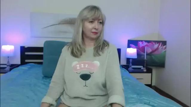 Image 3 of lady_milf_hot Stream on Chaturbate on 2 months ago