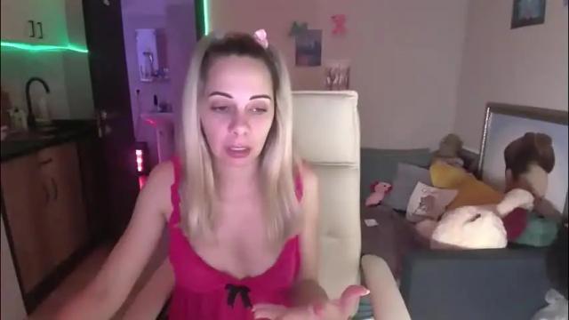 Image 7 of lady_smile69 Stream on Chaturbate on 3 months ago