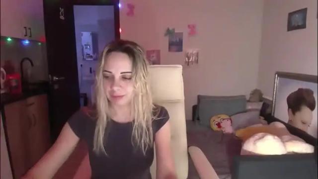 Image 12 of lady_smile69 Stream on Chaturbate on 2 months ago