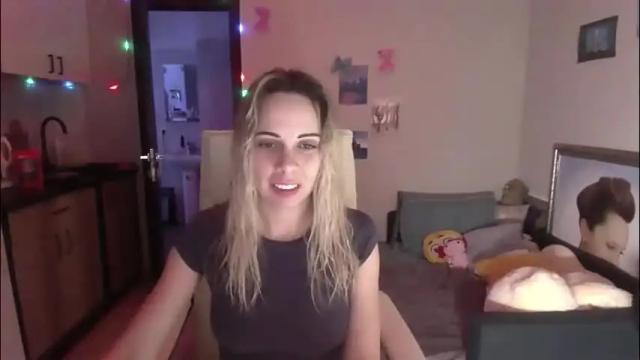 Image 7 of lady_smile69 Stream on Chaturbate on 2 months ago