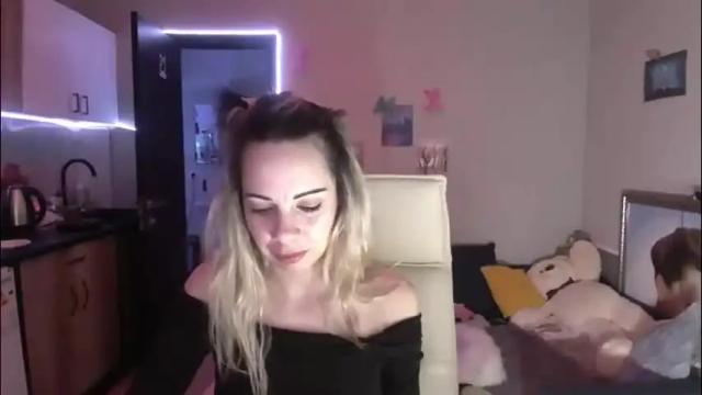 Image 2 of lady_smile69 Stream on Chaturbate on 1 month ago