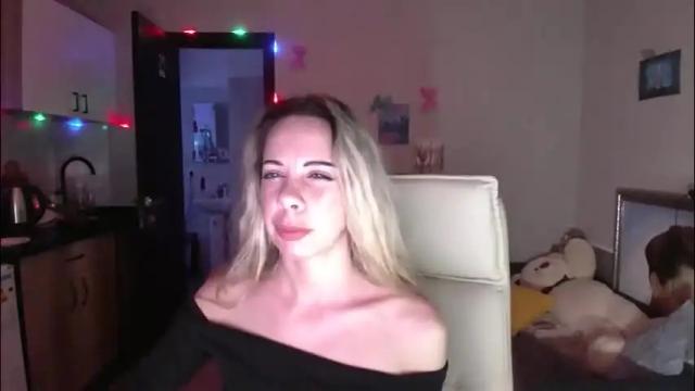 Image 7 of lady_smile69 Stream on Chaturbate on 1 month ago