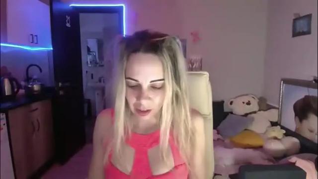 Image 11 of lady_smile69 Stream on Chaturbate on 2 months ago