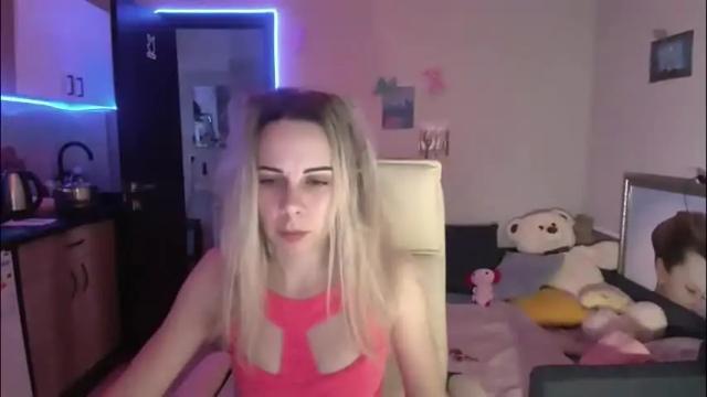 Image 2 of lady_smile69 Stream on Chaturbate on 2 months ago