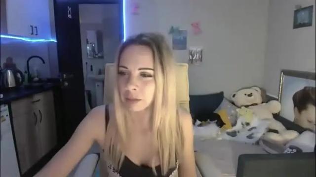 Image 2 of lady_smile69 Stream on Chaturbate on 1 month ago