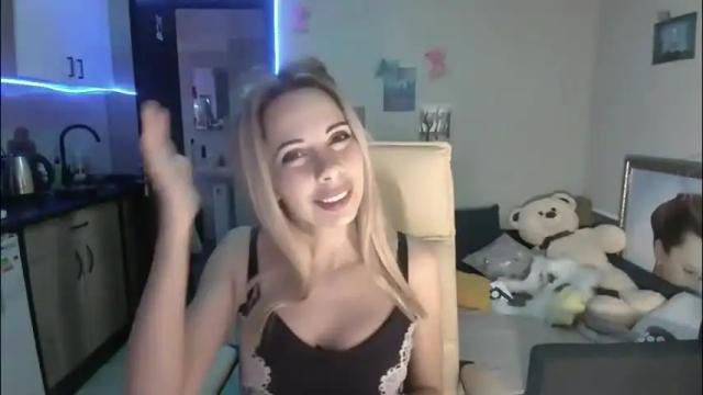 Image 6 of lady_smile69 Stream on Chaturbate on 1 month ago