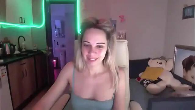 Image 4 of lady_smile69 Stream on Chaturbate on 2 months ago