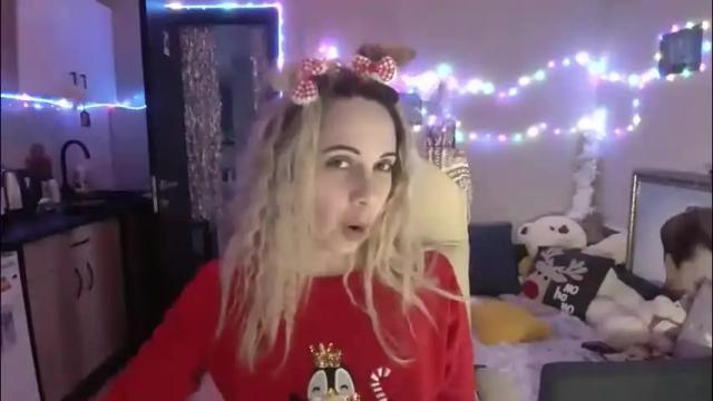 Image 6 of lady_smile69 Stream on Chaturbate on 23 days ago