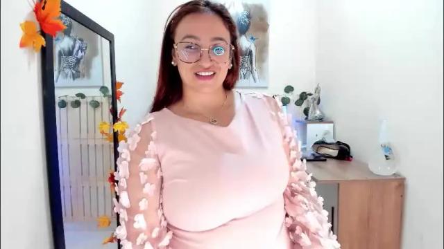 Image 10 of ladybekah Stream on Chaturbate on 19 days ago