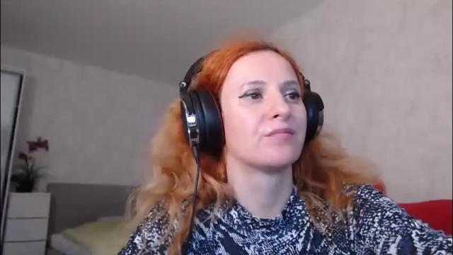 Image 4 of ladybigsmile Stream on Chaturbate on 1 month ago