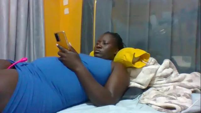 Image 11 of ladyblossoms19 Stream on Chaturbate on 1 month ago