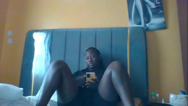 Image 2 of ladyblossoms19 Stream on Chaturbate on 22 days ago