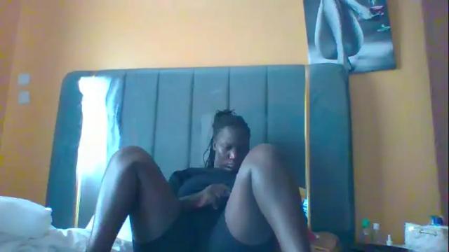 Image 6 of ladyblossoms19 Stream on Chaturbate on 22 days ago