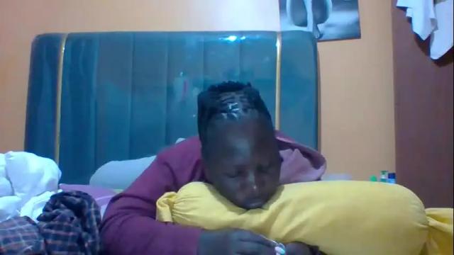 Image 12 of ladyblossoms19 Stream on Chaturbate on 19 days ago