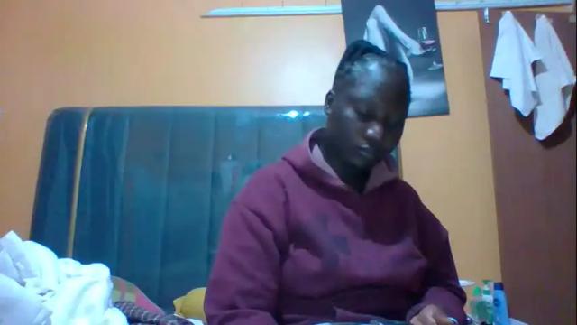 Image 2 of ladyblossoms19 Stream on Chaturbate on 19 days ago
