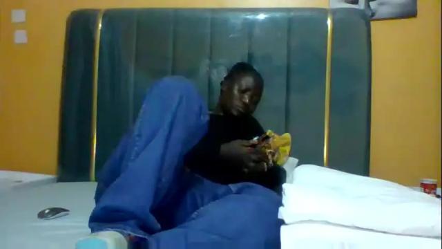 Image 6 of ladyblossoms19 Stream on Chaturbate on 8 days ago