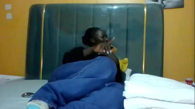 Image 8 of ladyblossoms19 Stream on Chaturbate on 8 days ago